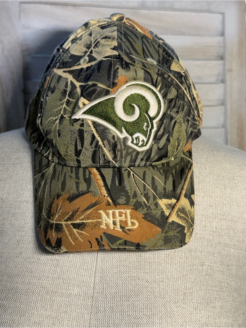 VTG 90s St Louis Rams Camo Hat RealTree Camouflage Velcro Strapback Cap NFL OSFM